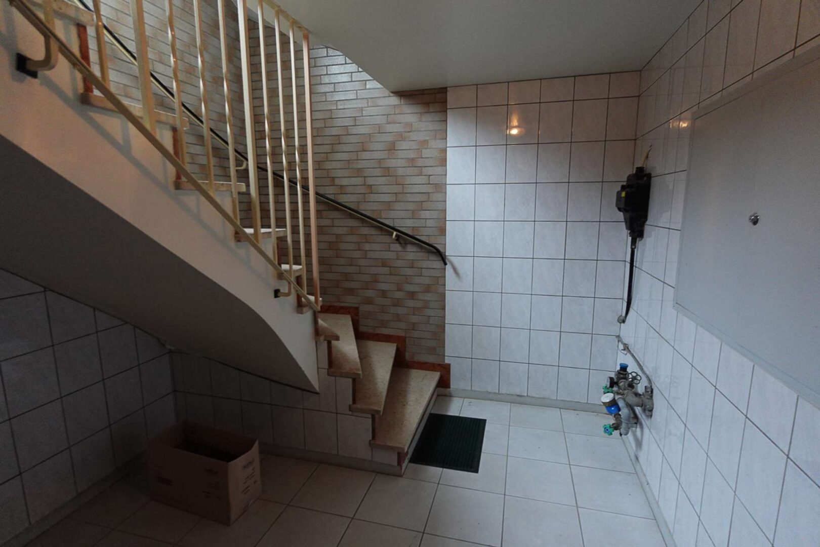 Treppe / Keller