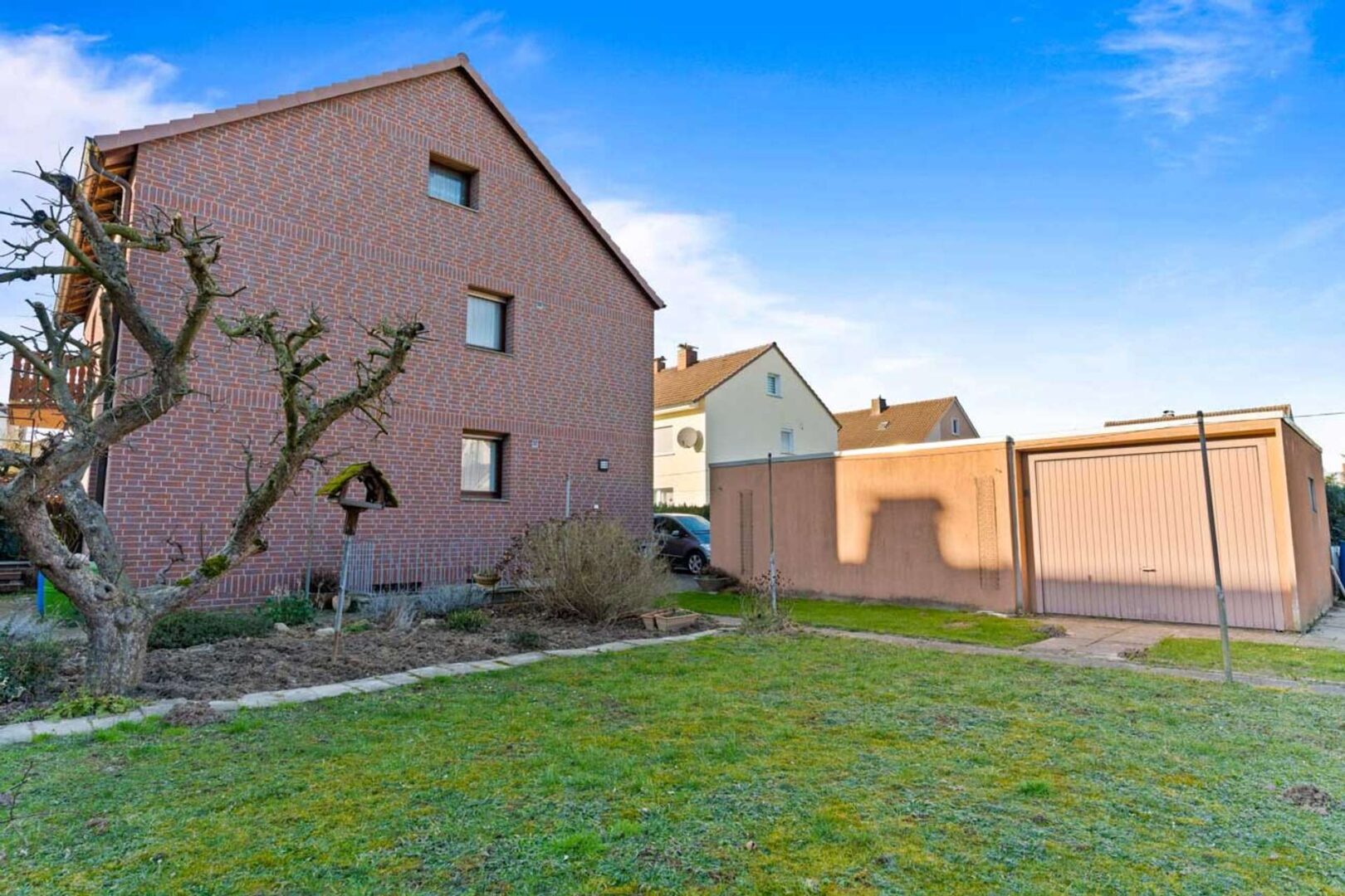 Garten und Garage | Rommelmann Immobilien