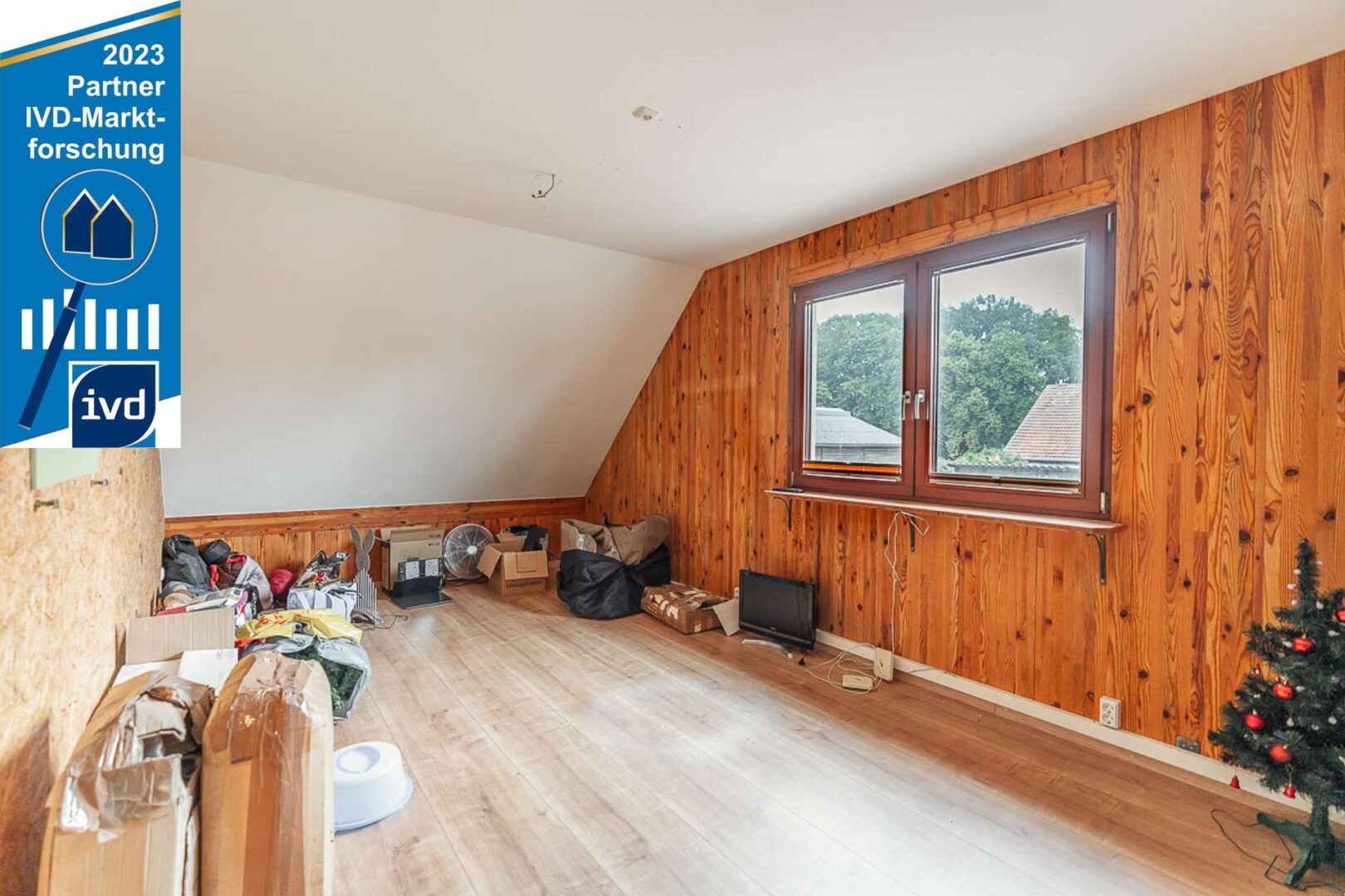 Büro / Dachgeschoss
